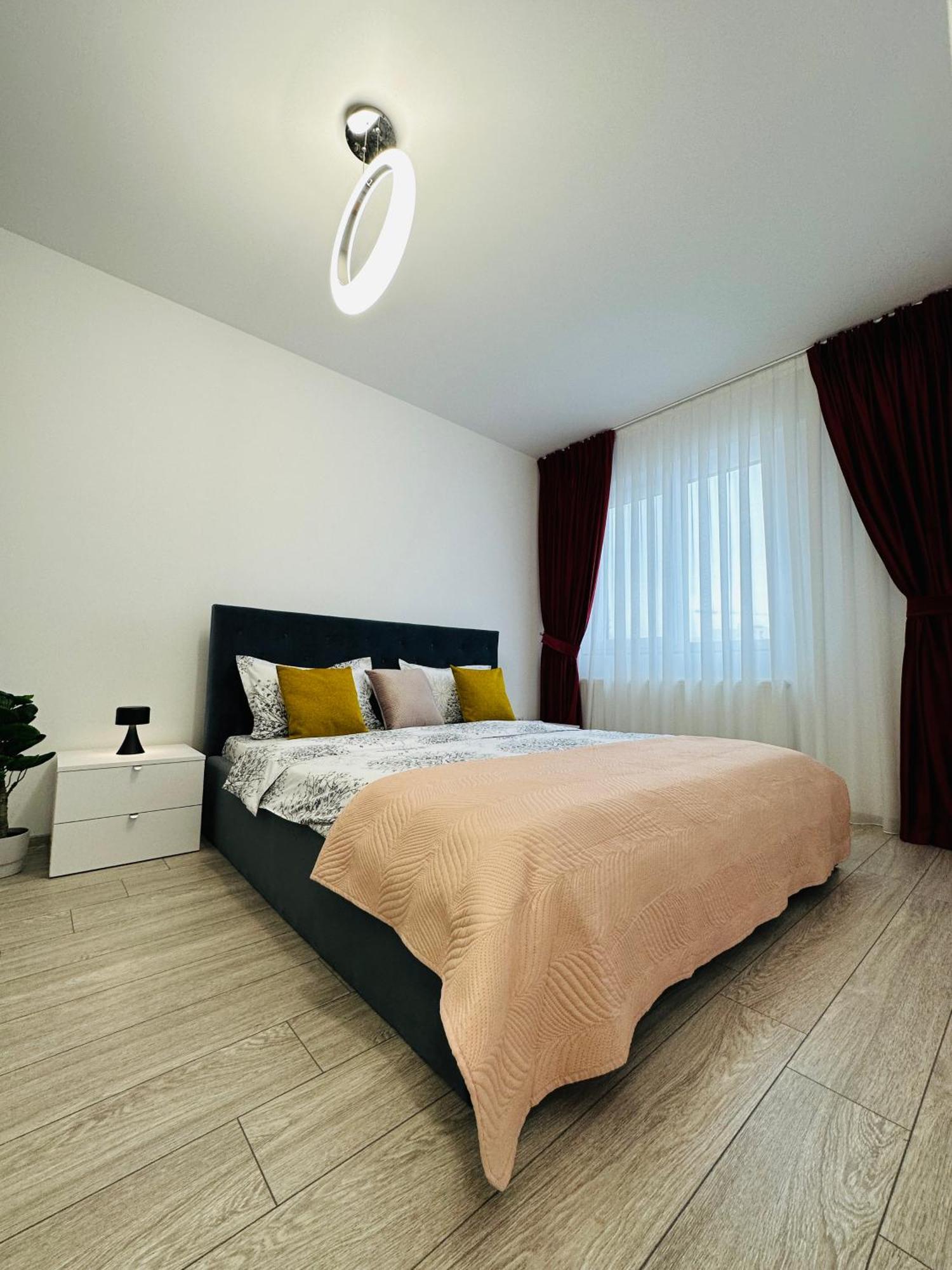 Palas Retreat - Q Residence Iasi Exteriér fotografie